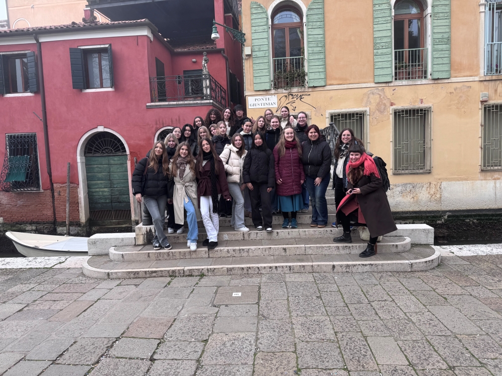 Gruppenbild der Reisegruppe in Venedig